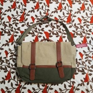 Target Messenger Bag in Olive/Tan